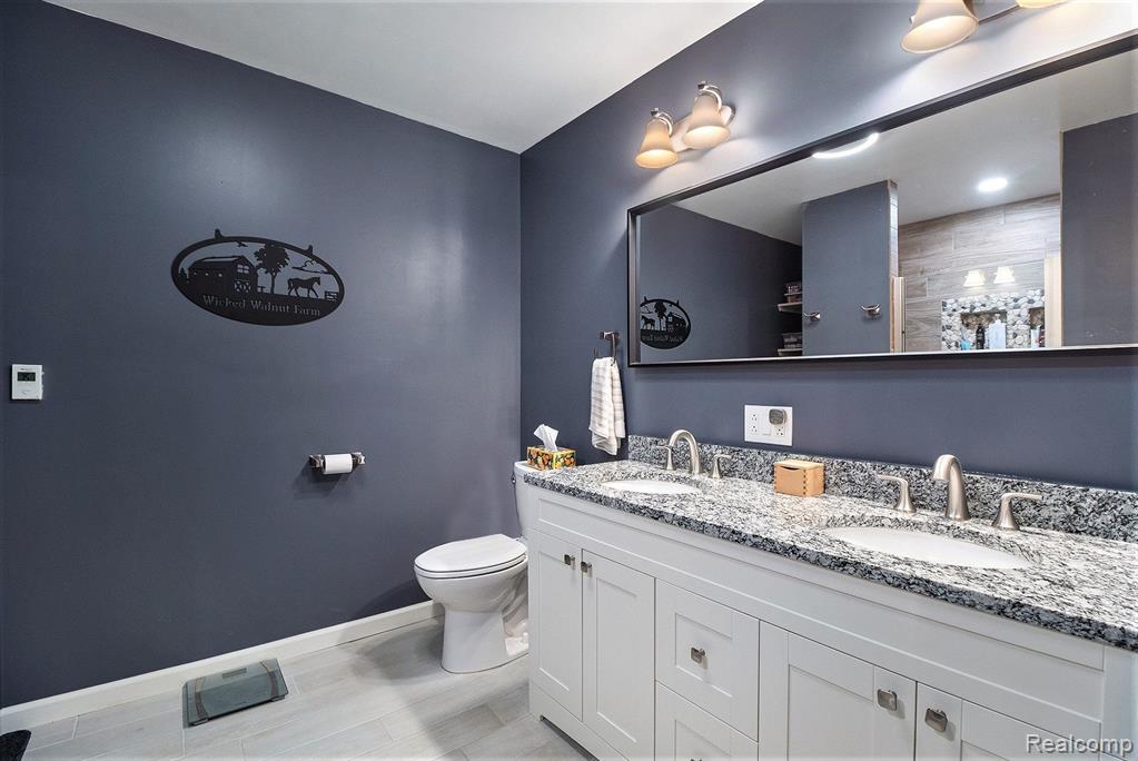 5308 Hammond Road Lapeer, MI 48446 - Photo 11 of 28 Gallery Image 11