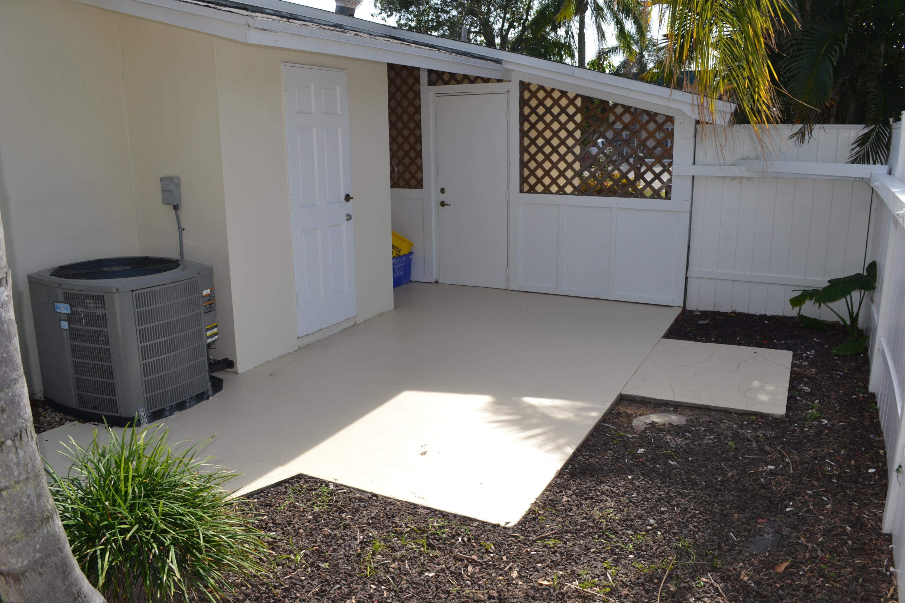 147 3rd Street Jupiter, FL 33458 - Photo 29 of 33 DSC_1411