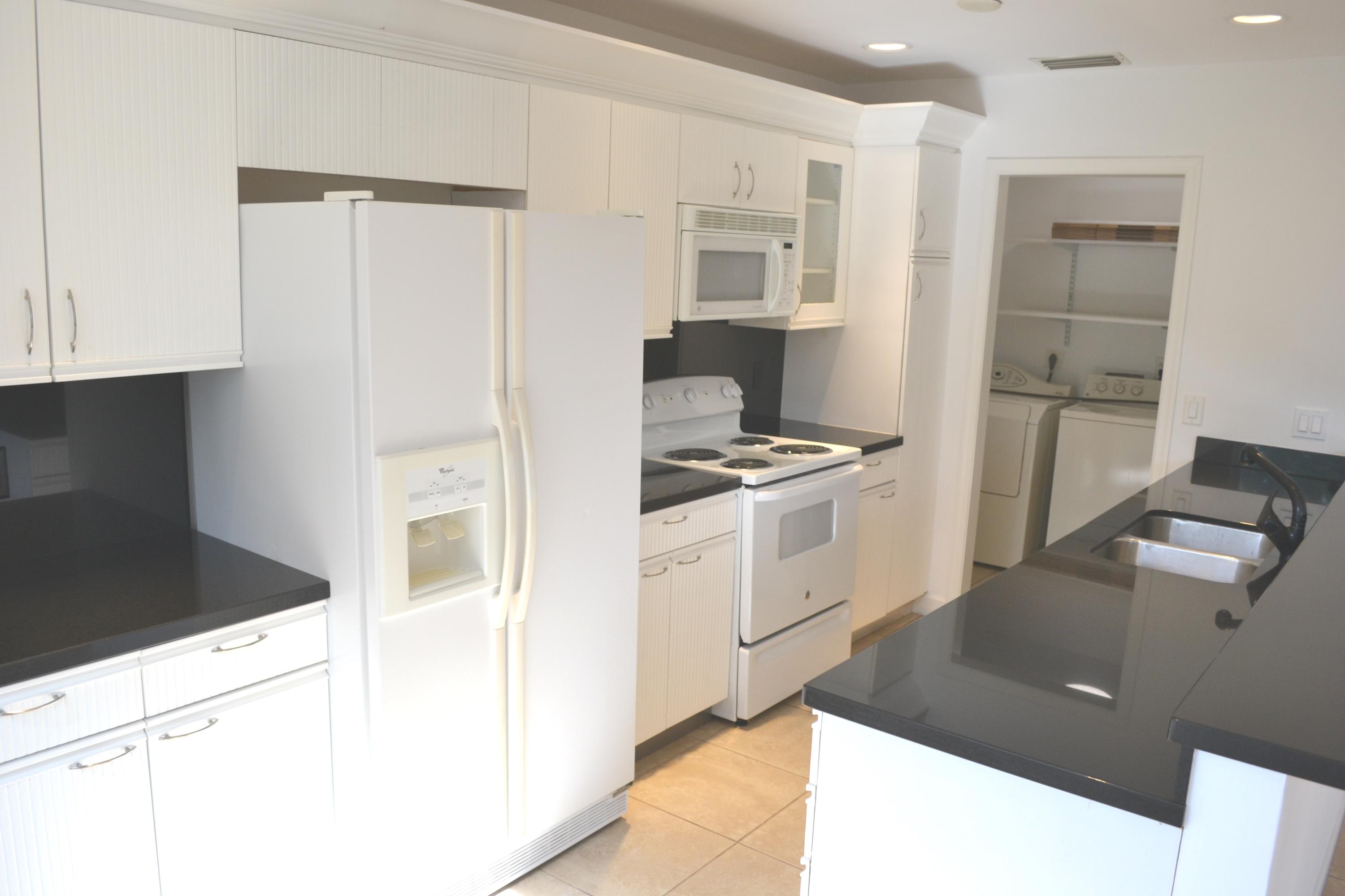 147 3rd Street Jupiter, FL 33458 - Photo 8 of 33 DSC_1388