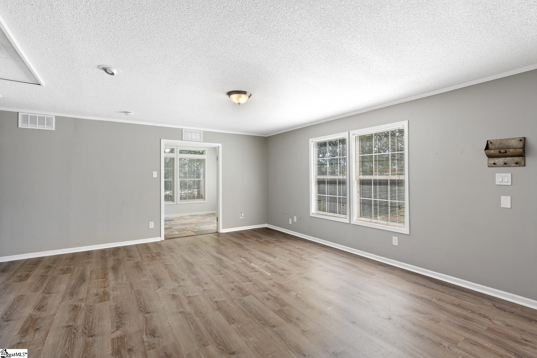 2123 River Road Piedmont, SC 29673 - Photo 5 of 24 Gallery Image 5