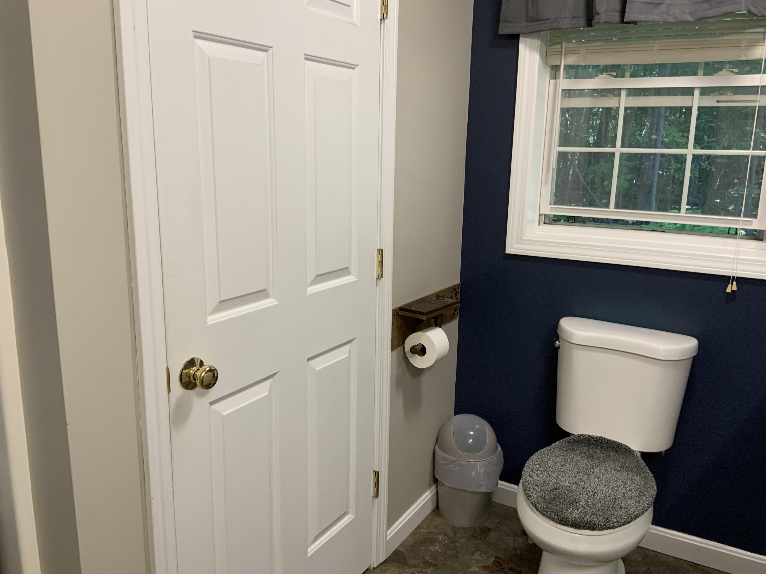 377 Eight Rod Road Augusta, ME 04330 - Photo 13 of 15 IMG_1335