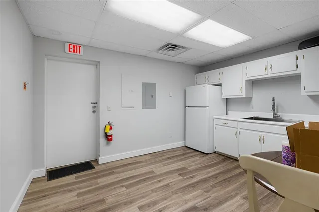 $2,800 | 705 Red Bud Road Northeast, Unit A, Calhoun, GA 30701