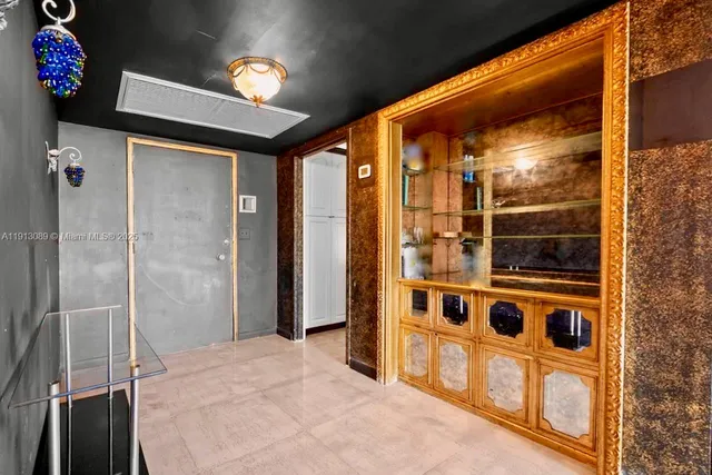 a view of an entryway