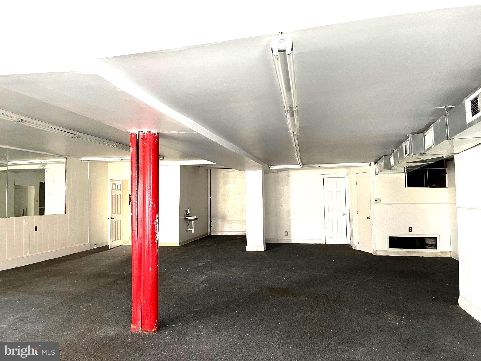 57-59 Long Lane Upper Darby, PA 19082 - Photo 6 of 42 Commercial Space