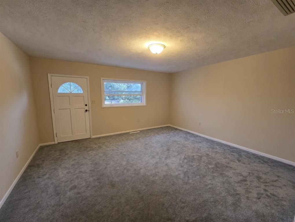 12882 East Wheeler Road Dover, FL 33527 - Photo 11 of 30