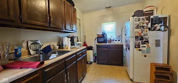 $139,900 | 216 West South Street, Greenfield, IN 46140