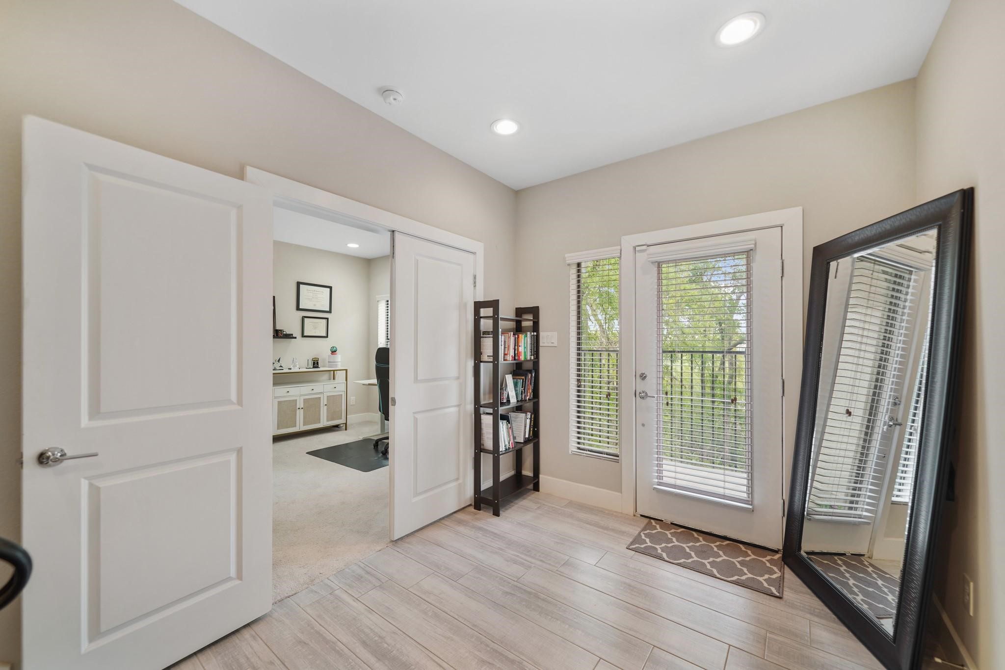 1824 Bonner Street Houston, TX 77007 - Photo 4 of 39 a view of empty room with front door
