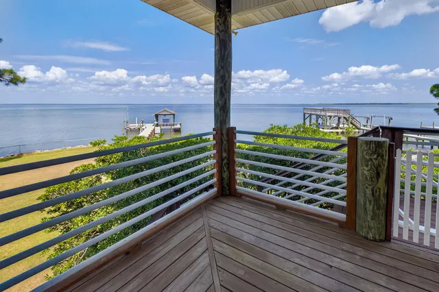 $1,650,000 | 323 Bay Cir Drive, Santa Rosa Beach, FL 32459