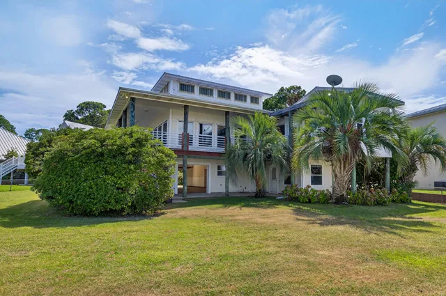 $1,650,000 | 323 Bay Cir Drive, Santa Rosa Beach, FL 32459