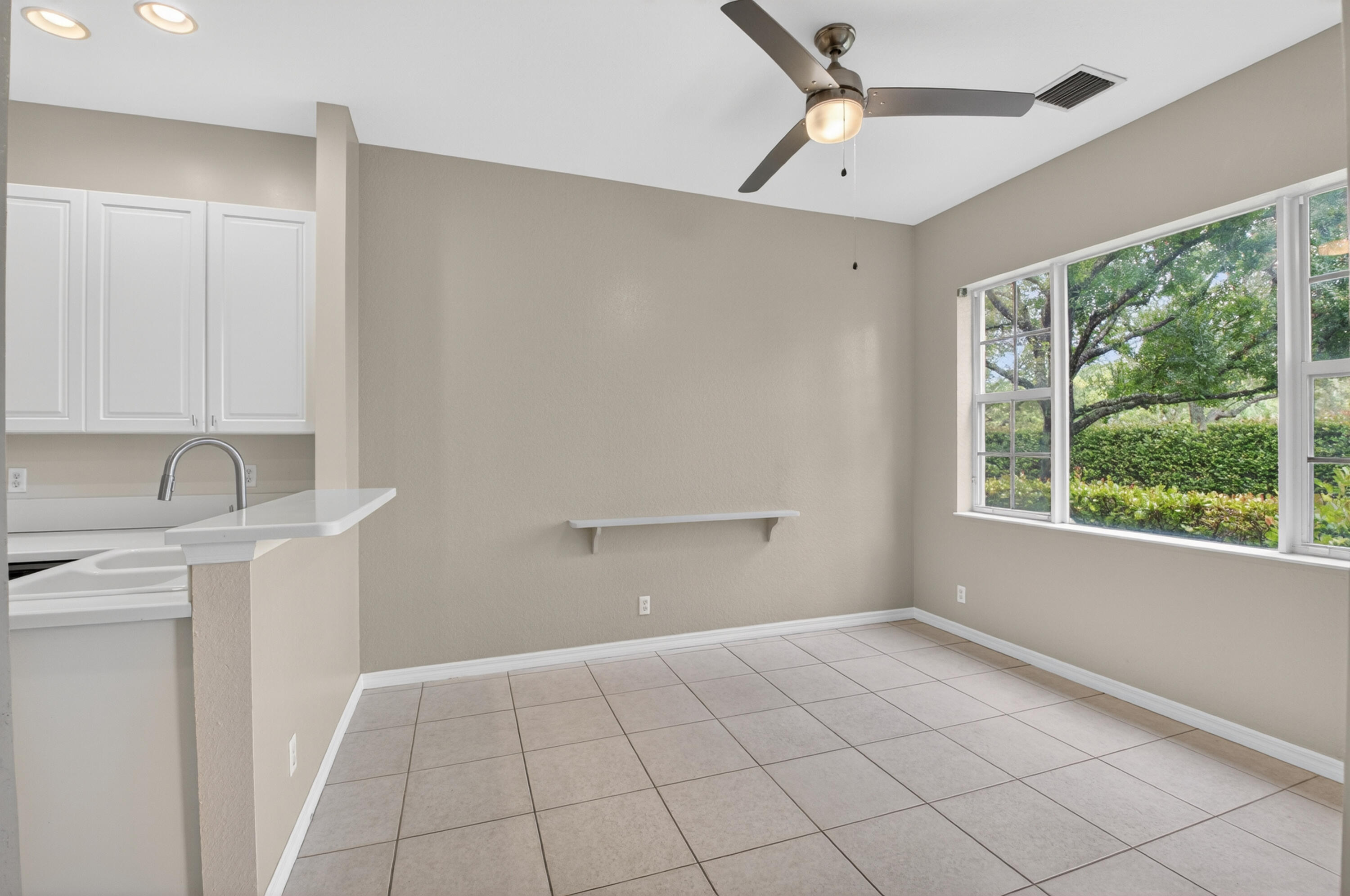 51 Lancaster Road Boynton Beach, FL 33426 - Photo 10 of 61 DSC_8843