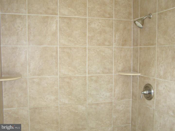 249 Oakshade Road Tabernacle, NJ 08088 - Photo 13 of 25 Bathroom