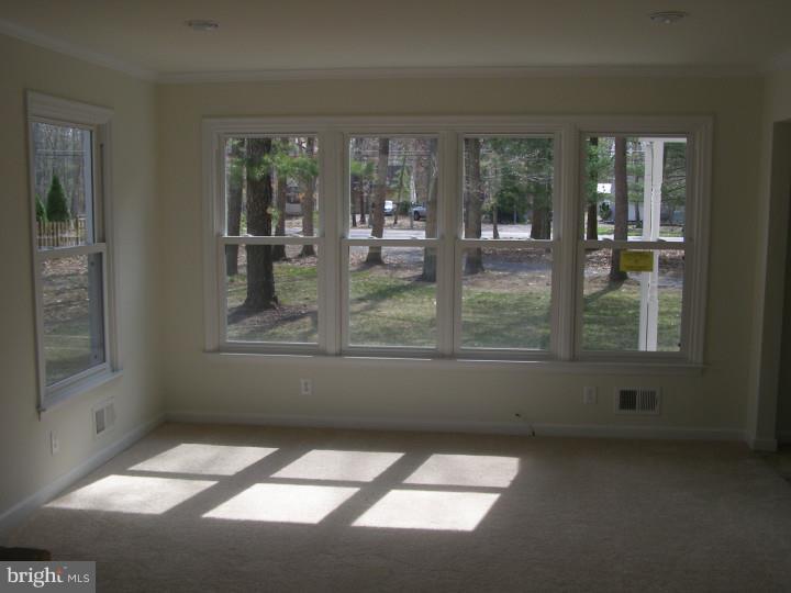 249 Oakshade Road Tabernacle, NJ 08088 - Photo 9 of 25 Living Room