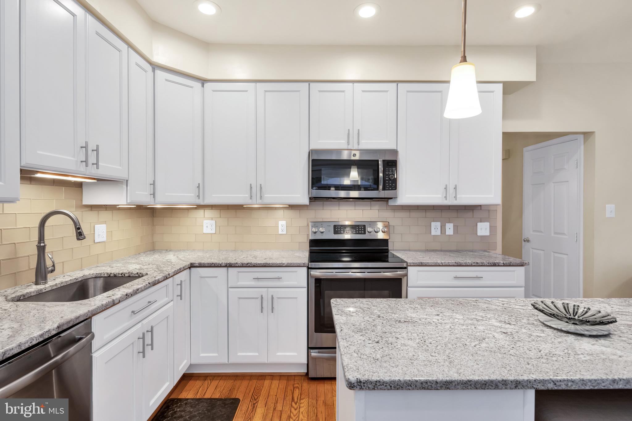 1224 Weatherstone Court Reston, VA 20194 - Photo 3 of 38 Renovated Kitchen