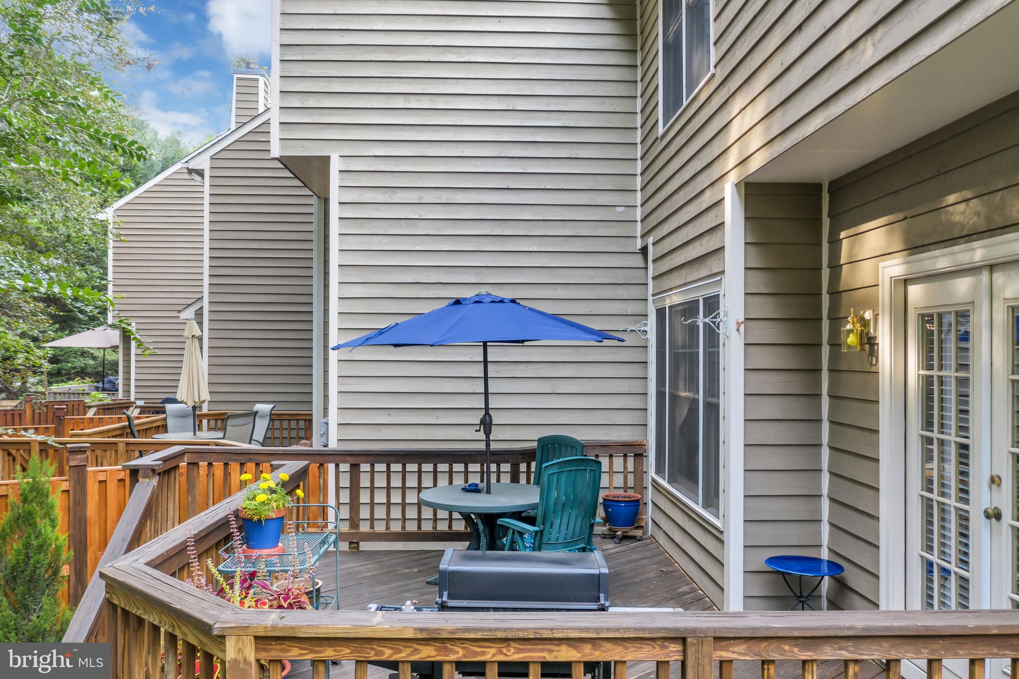 1224 Weatherstone Court Reston, VA 20194 - Photo 24 of 38 Deck