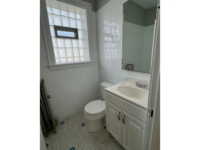$1,450 | 4414 North Lavergne Avenue, Unit 3, Chicago, IL 60630