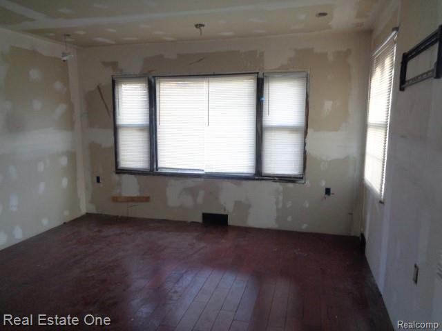 14675 Rutland Street Detroit, MI 48227 - Photo 22 of 27 DSC06833.JPG