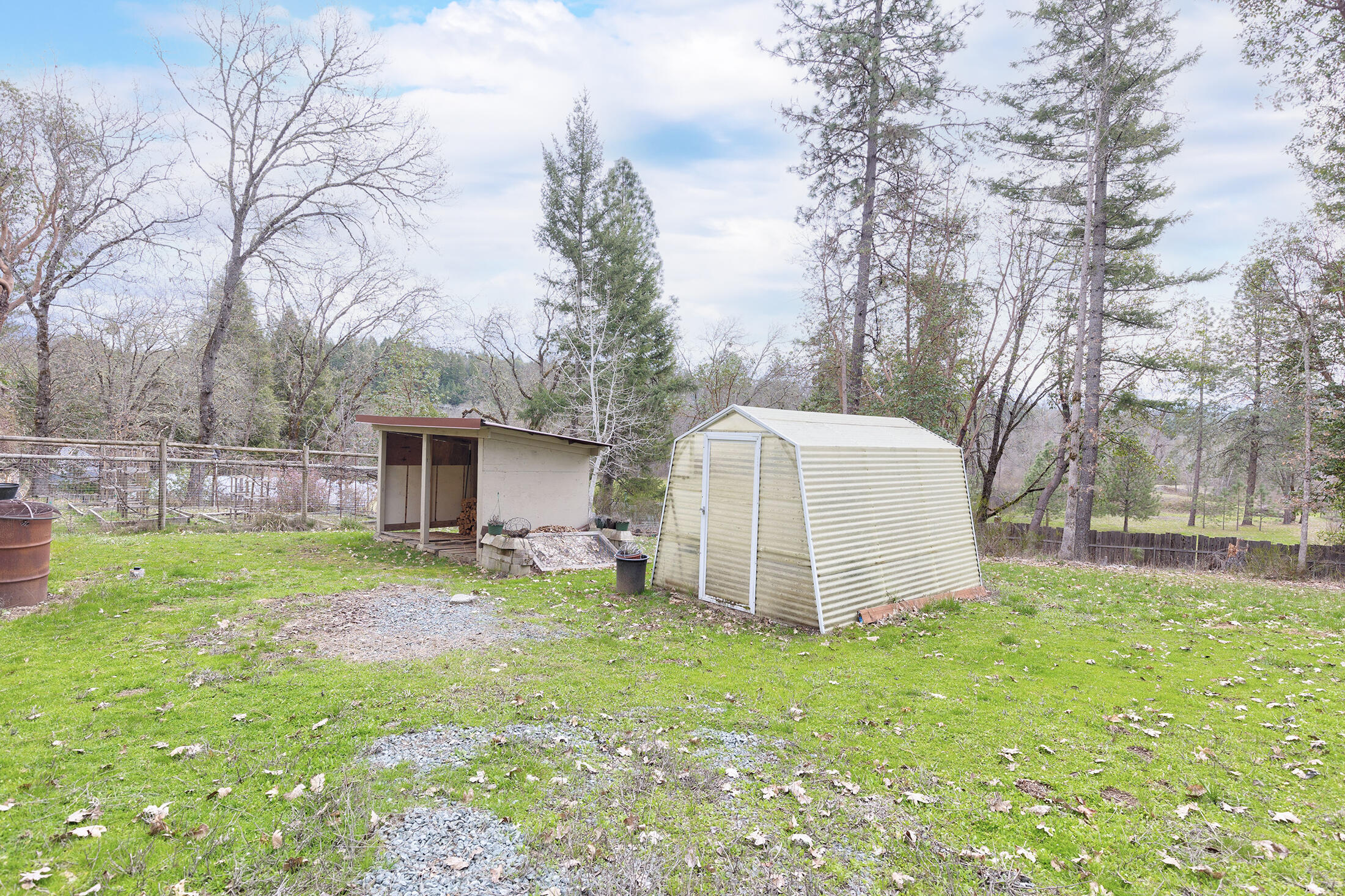 1678 Russell Road Merlin, OR 97532 - Photo 52 of 65 0R1A2428_29_30_31_32