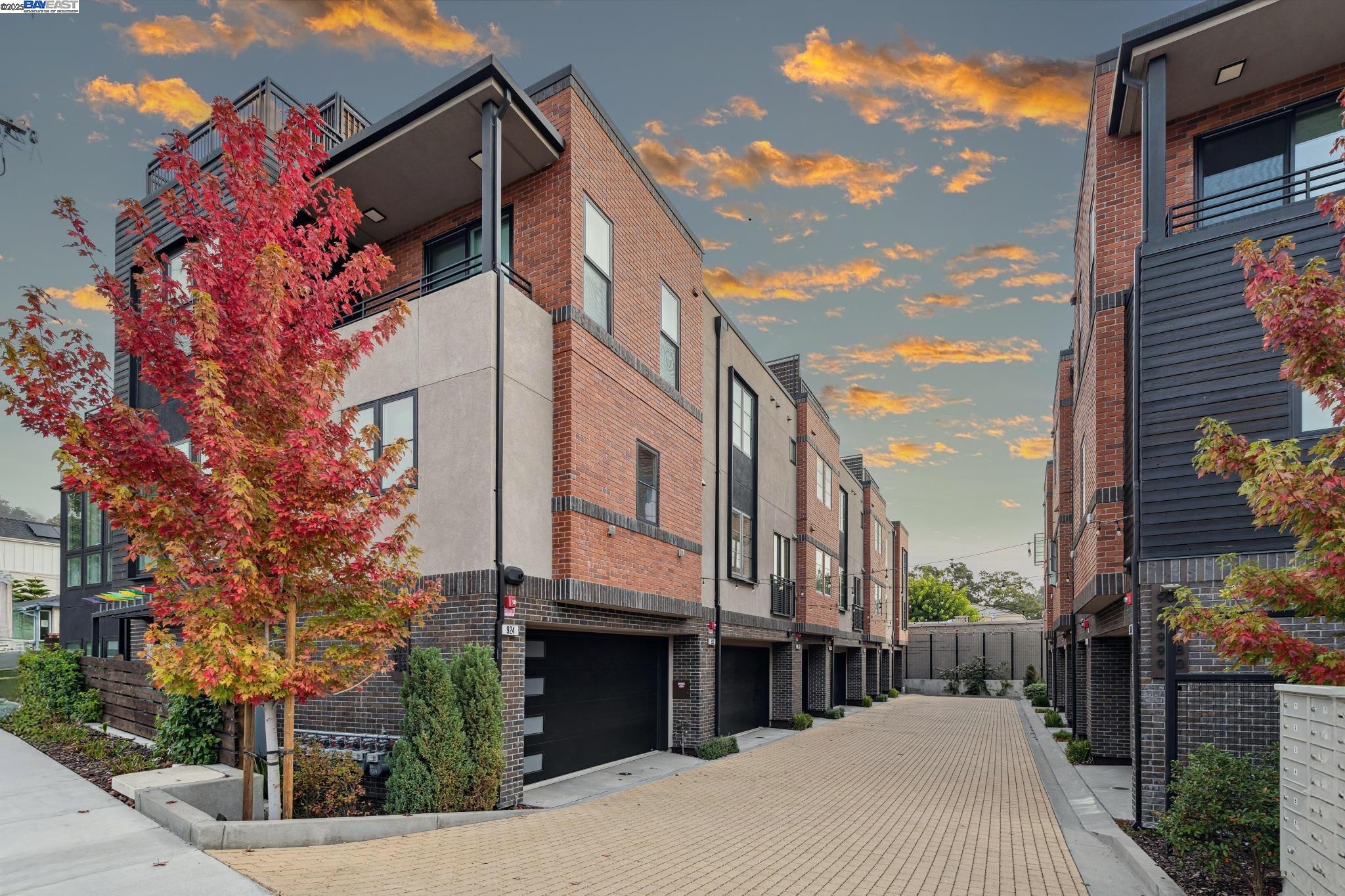 922 Brown Avenue Lafayette, CA 94549 - Photo 38 of 45 a street view along with residential houses