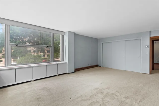 $200,000 | 1610 North Prospect Avenue, Unit 201, Milwaukee, WI 53202