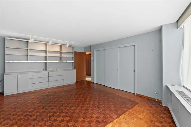 $200,000 | 1610 North Prospect Avenue, Unit 201, Milwaukee, WI 53202