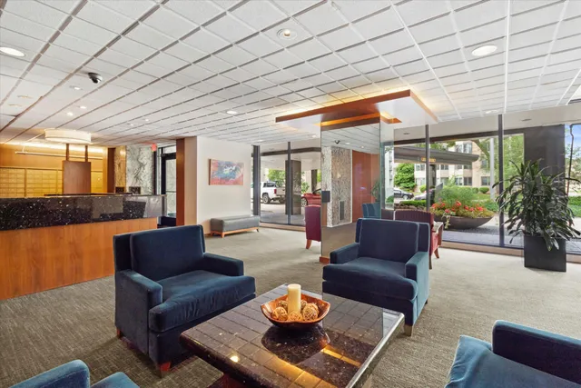 $200,000 | 1610 North Prospect Avenue, Unit 201, Milwaukee, WI 53202