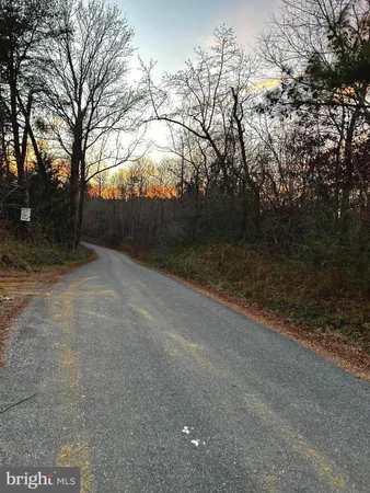 $19,900 | 0 Pratts Place, Montross, VA 22520