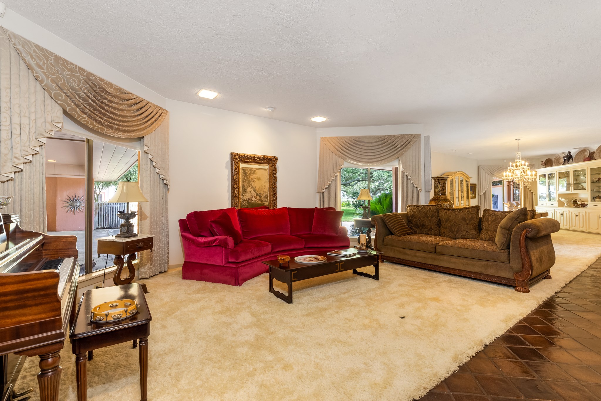 2009 FM 950 Road Eagle Lake, TX 77434 - Photo 8 of 27 a living room with furniture and a wooden floor