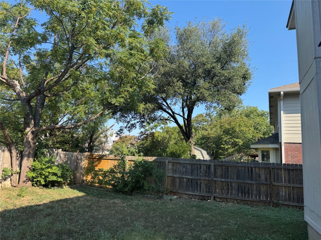 12714 Tantara Drive Austin, TX 78729 - Photo 23 of 25 View of fenced backyard