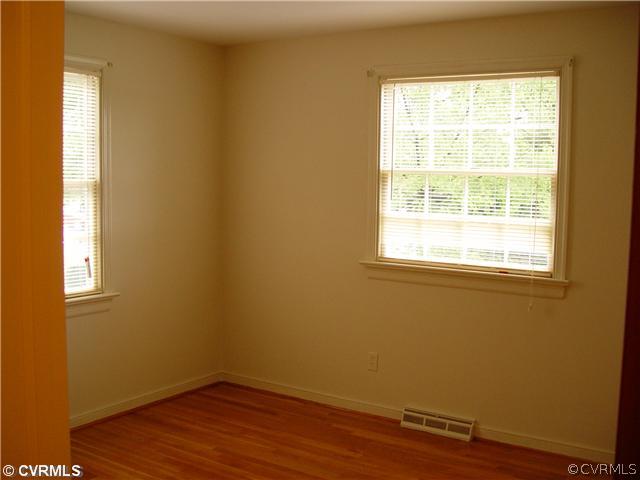 2106 North Parham Road Henrico, VA 23229 - Photo 3 of 6 Bedroom
