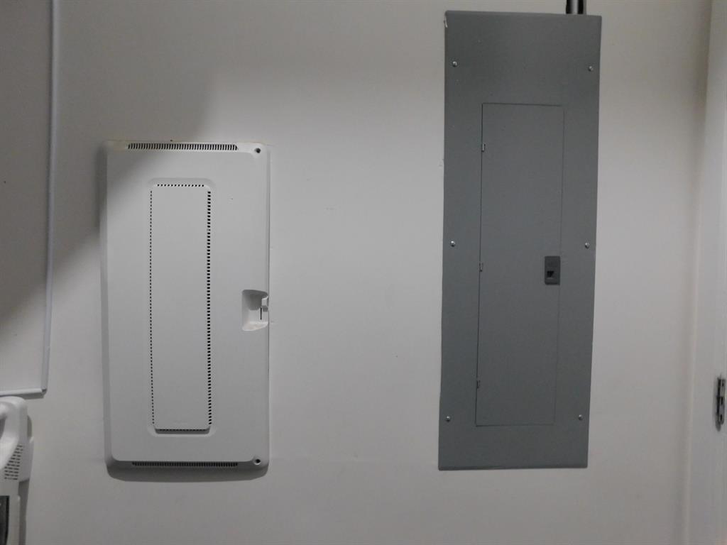 4381 Northwest 9th Street, Unit 4381 Plantation, FL 33317 - Photo 37 of 46 a view of front door