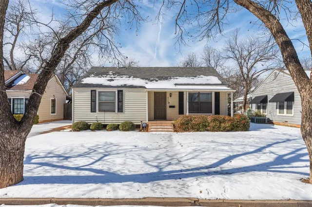 $229,000 | 810 Grove Street, Abilene, TX 79605