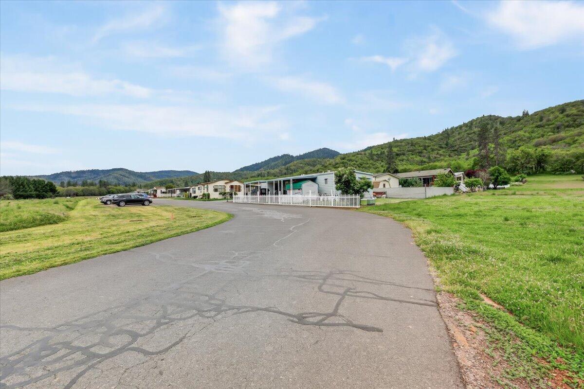 8401 Old Stage Road, Unit 56 Central Point, OR 97502 - Photo 24 of 28