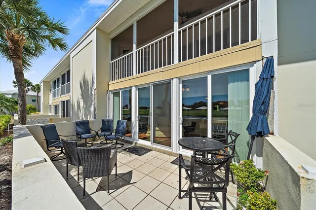 $4,500 | 425 Cerromar Terrace, Unit 359, Venice, FL 34293