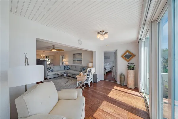 $3,100 | 425 Cerromar Terrace, Unit 359, Venice, FL 34293