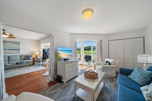 $3,100 | 425 Cerromar Terrace, Unit 359, Venice, FL 34293