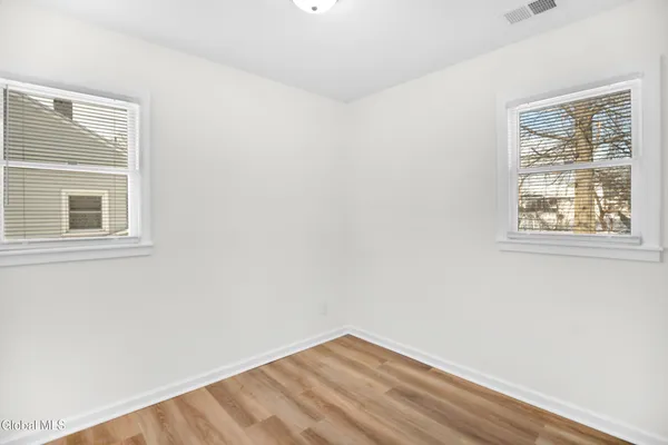 $2,500 | 3 Miracle Lane, Colonie, NY 12211
