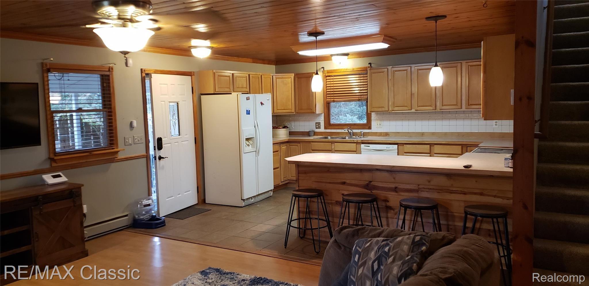 4196 Cohoctah Road Linden, MI 48451 - Photo 7 of 48 20211126_152328.jpg