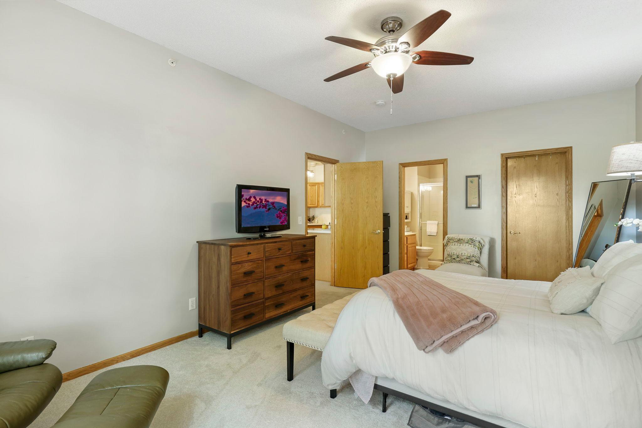 8500 Franlo Road, Unit 103 Eden Prairie, MN 55344 - Photo 21 of 39