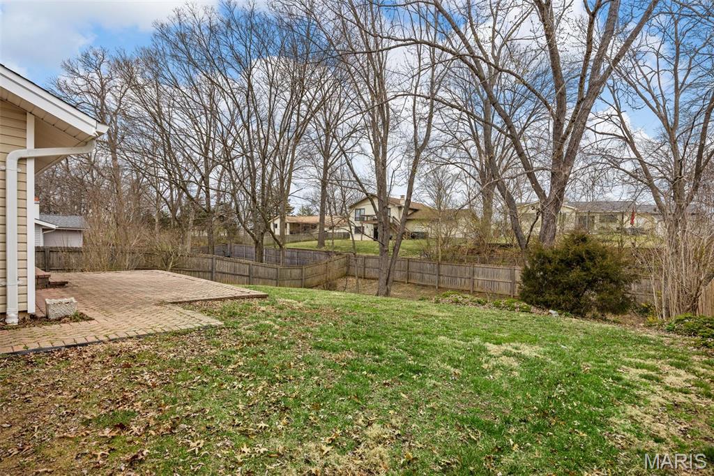 215 Shadyoak Drive Ballwin, MO 63021 - Photo 23 of 31