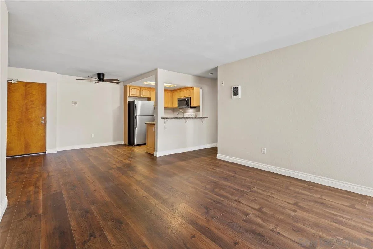 2950 Broadway, Unit 16 San Diego, CA 92102 - Photo 15 of 34