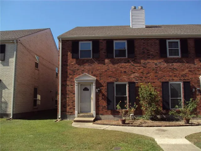 $1,700 | 4121 Chateau Boulevard, Unit A, Kenner, LA 70065