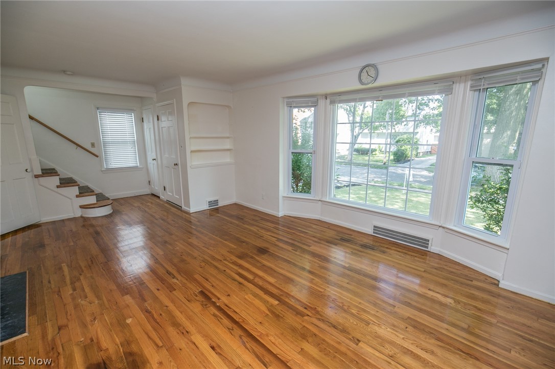 4062 Bushnell Road University Heights, OH 44118 - Photo 2 of 35 Gallery Image 2