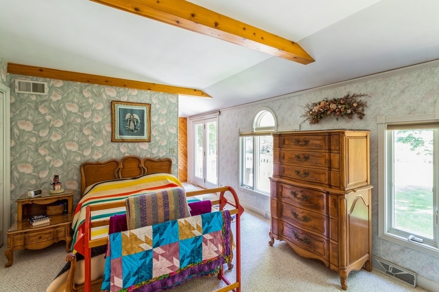 425 Cumnock Road Inverness, IL 60067 - Photo 10 of 25