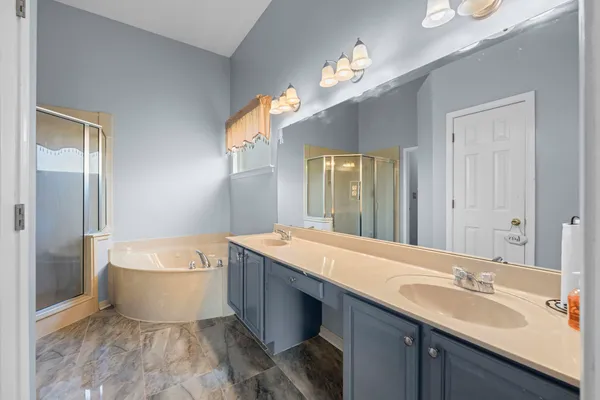 $355,000 | 7315 Foyle Cove East, Memphis, TN 38125
