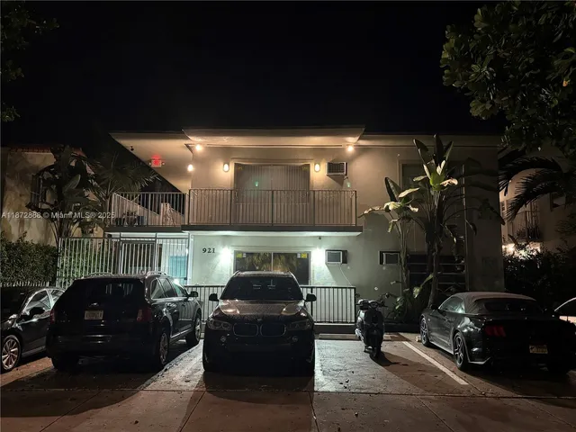 $2,250 | 921 Meridian Avenue, Unit 7, Miami Beach, FL 33139