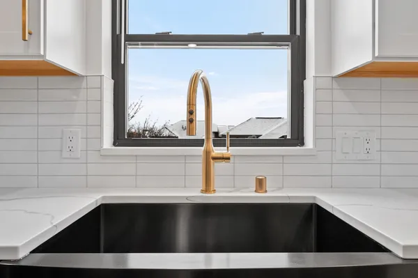 $975,000 | 1820 Mckinley Street Northeast, Minneapolis, MN 55418