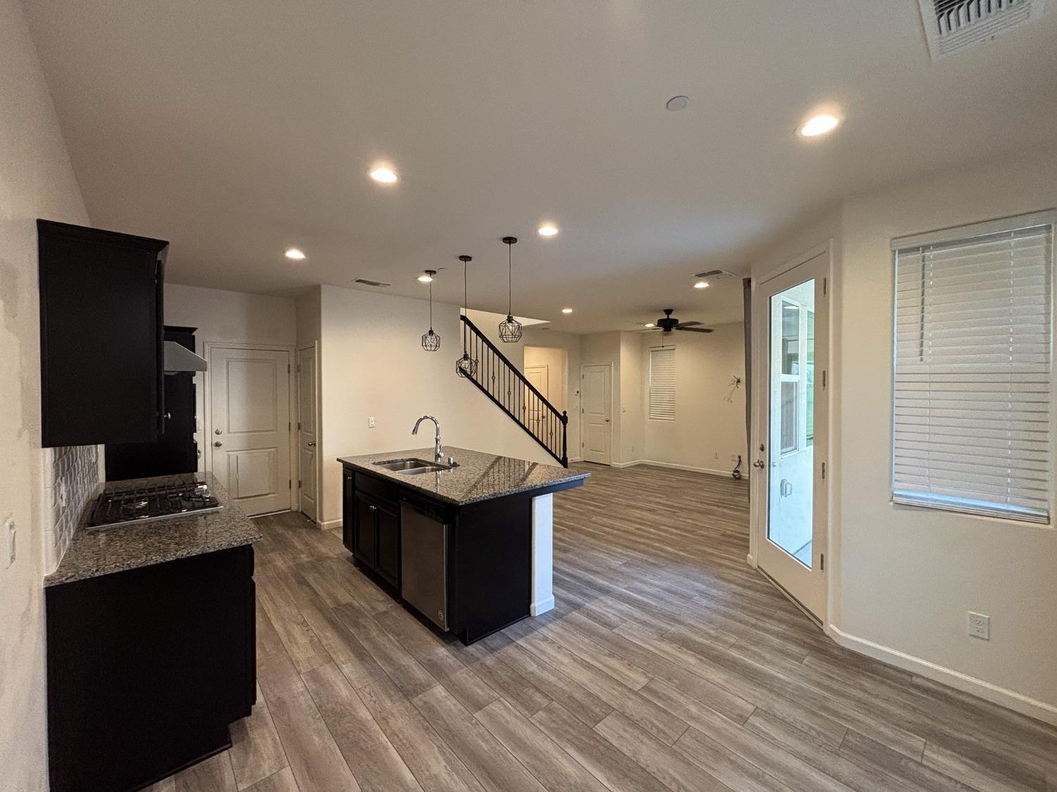 827 Fir Street West Madera, CA 93636 - Photo 5 of 63