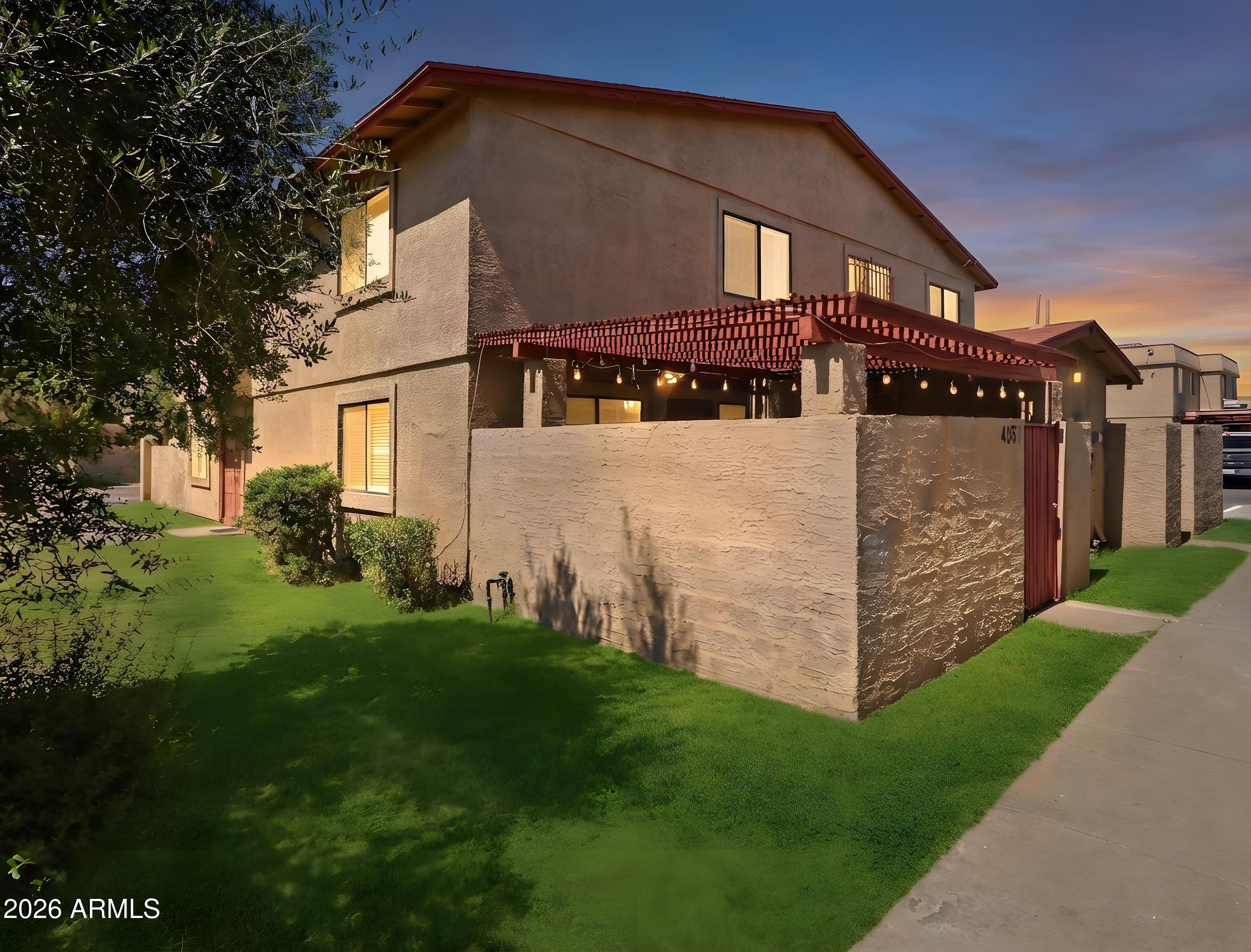 4051 West Palomino Road Phoenix, AZ 85019 - Photo 4 of 29 Palomino00025
