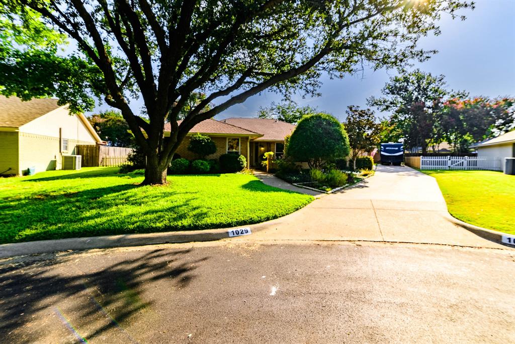 1029 Springfield Street Mansfield, TX 76063 - Photo 1 of 29