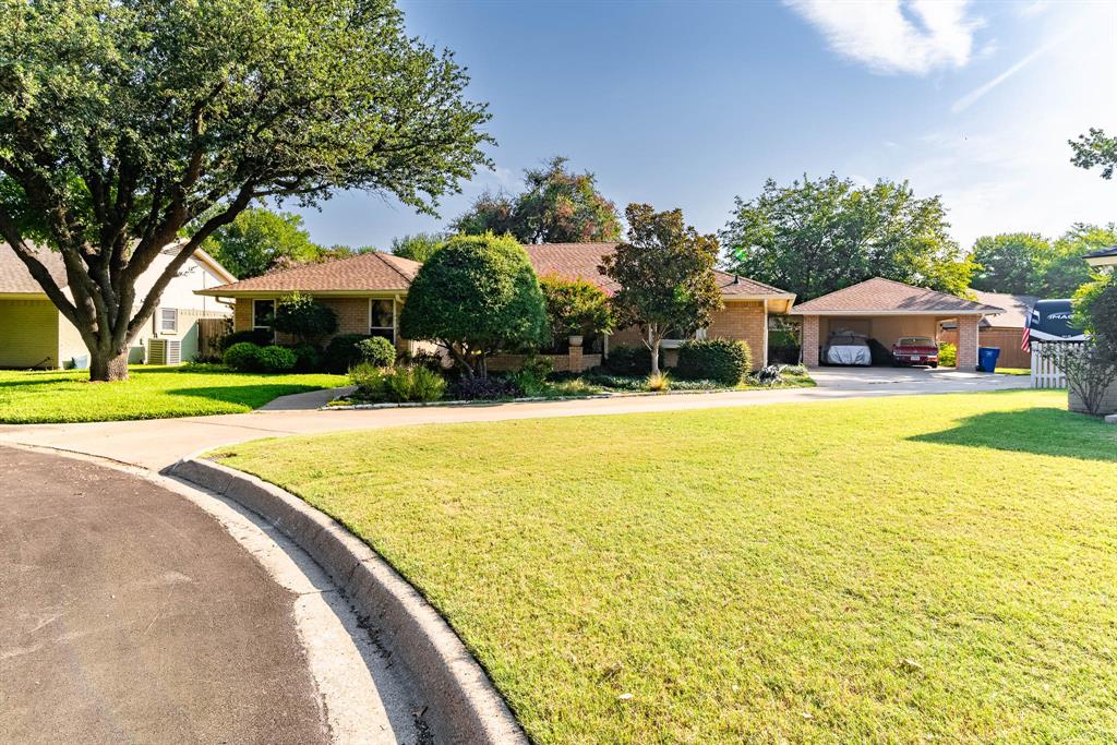 1029 Springfield Street Mansfield, TX 76063 - Photo 2 of 29